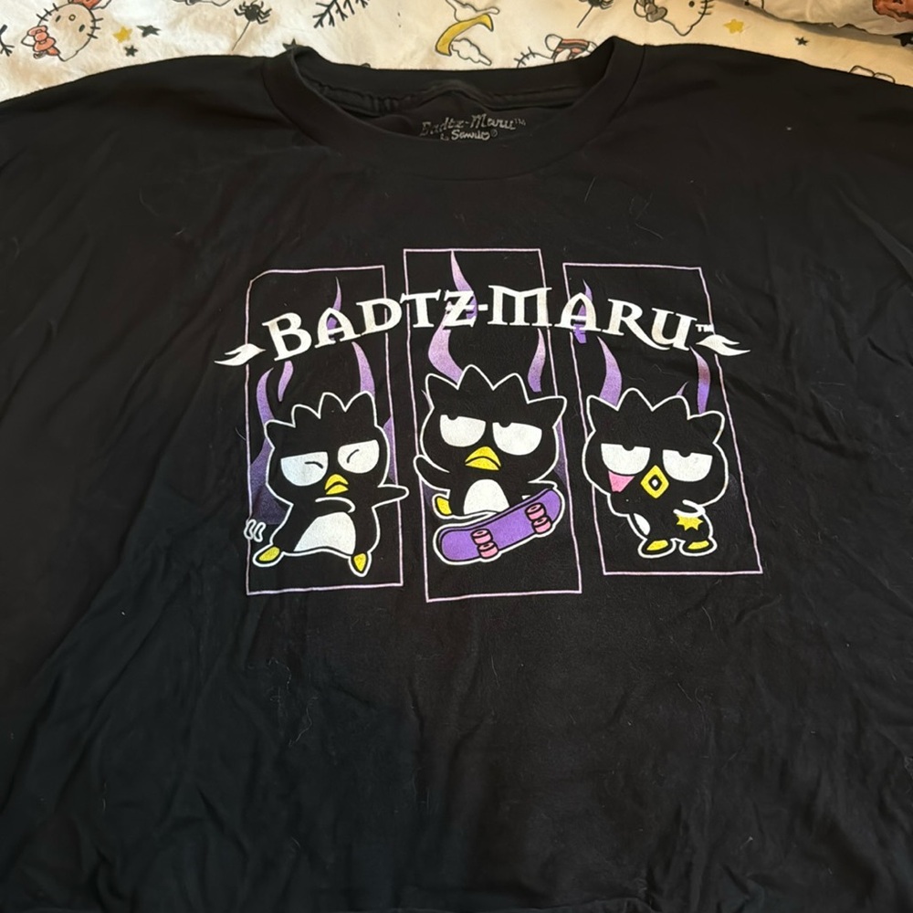 ~badtz maru hot topic crop top